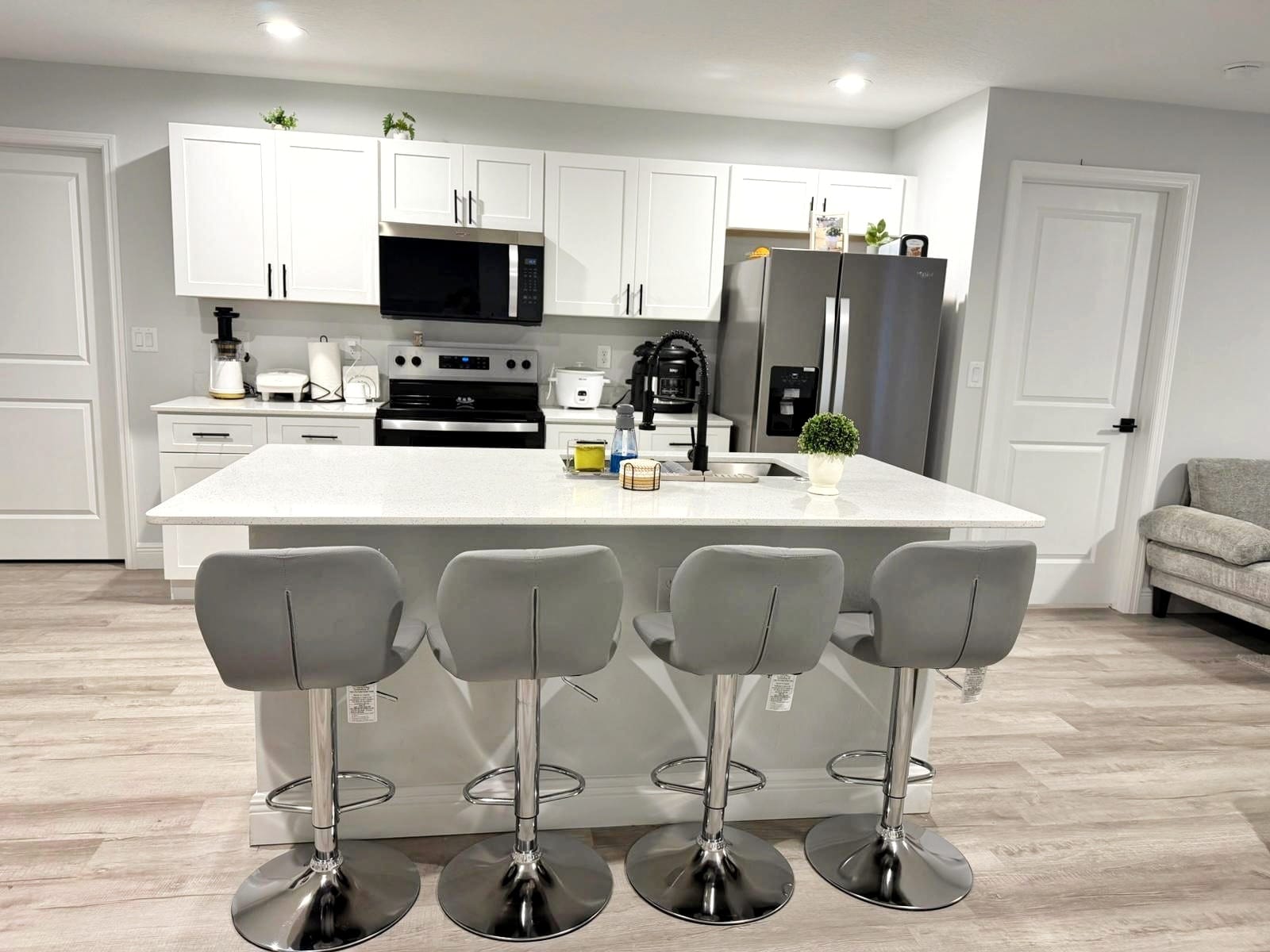 Kitchen after cleaning by AVN