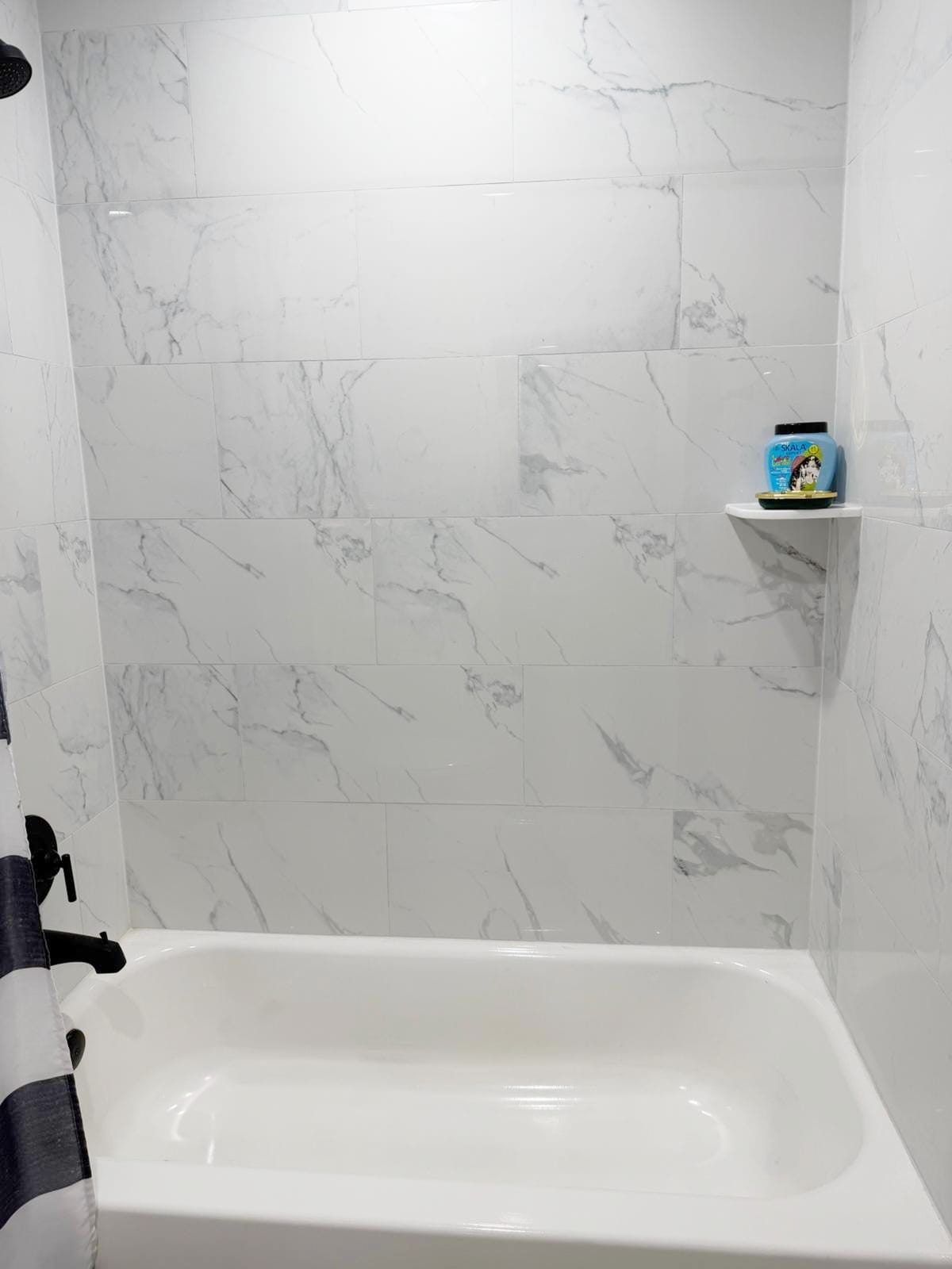 Bathroom after cleaning by AVN